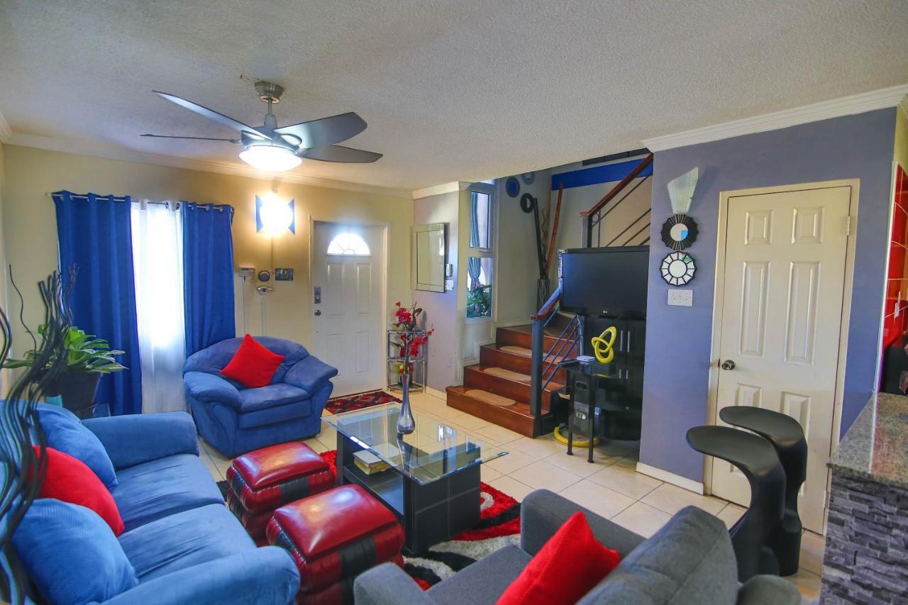 The Oasis I, Portmore Country Club מראה חיצוני תמונה